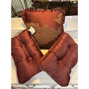 J QUEEN NEW YORK 3 Piece Anastasia Boudoir Pillow  Set Style 1041 025 Red EUC